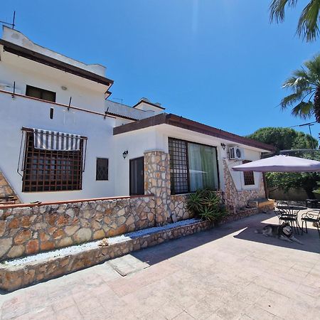 Villa Old Fisherman'S Tarente Buitenkant foto
