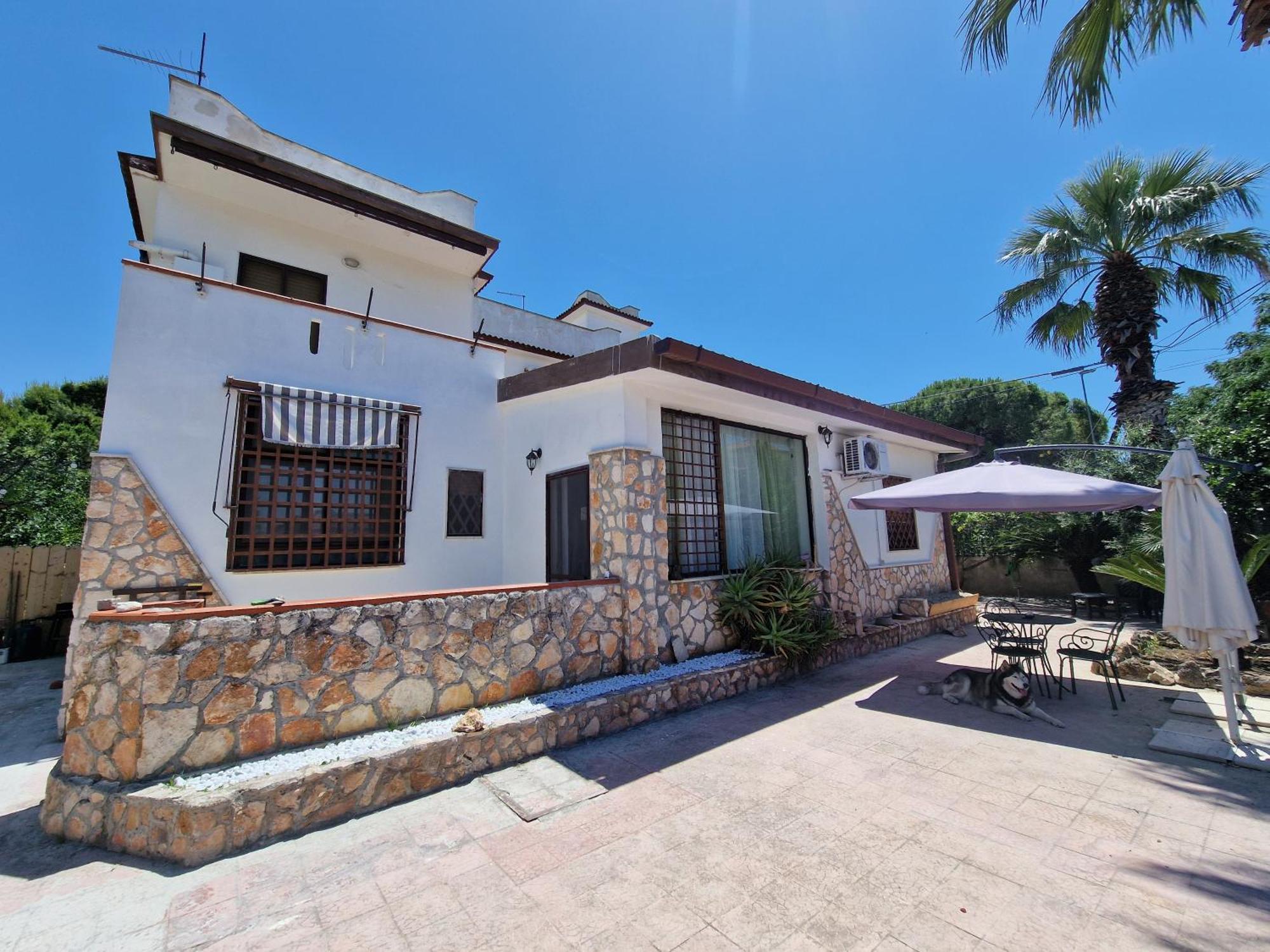 Villa Old Fisherman'S Tarente Buitenkant foto
